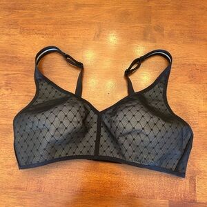 Lululemon Athletica light support Black Mesh Sports Bra